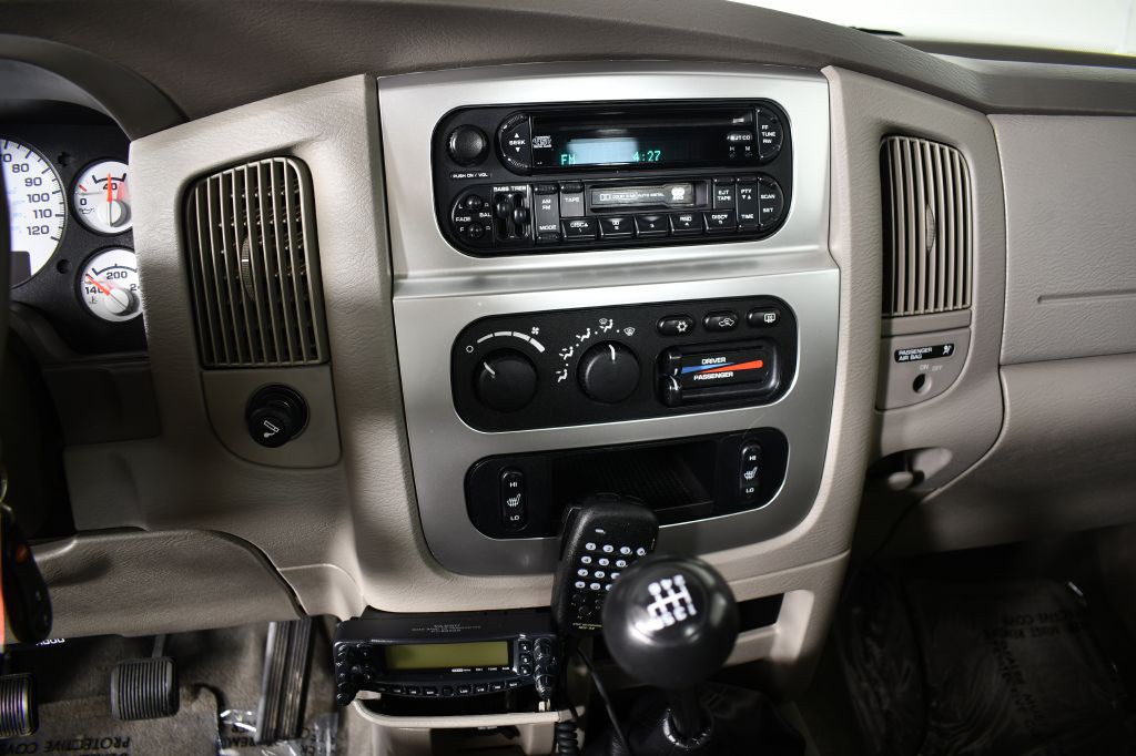 2004 Dodge Ram 2500 Image 30