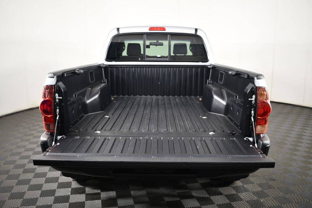 2008 Toyota Tacoma Image 10