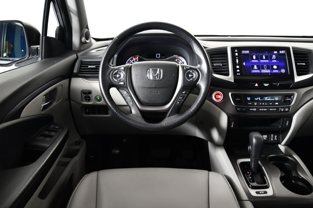 2017 Honda Pilot Image 18