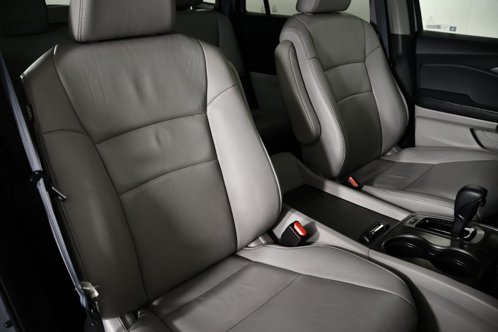 2017 Honda Pilot Image 23