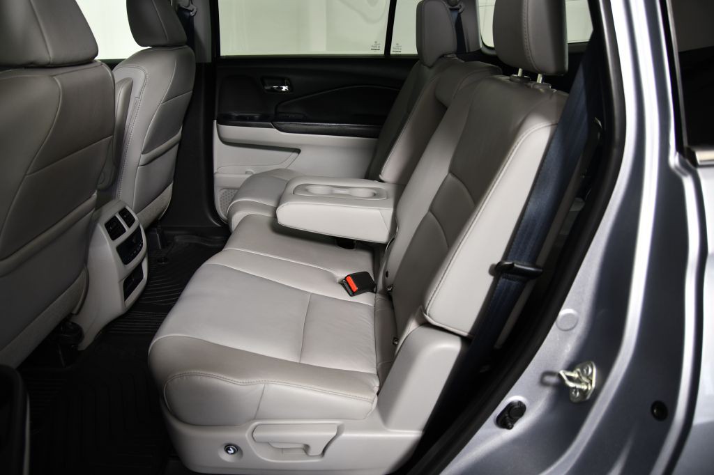 2017 Honda Pilot Image 26