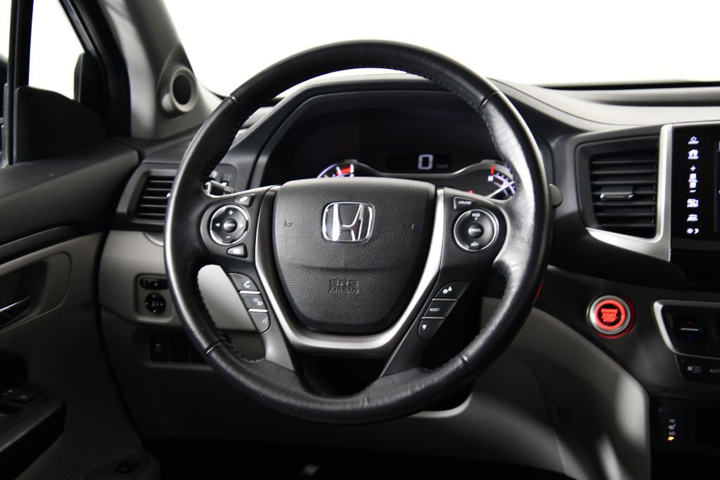2017 Honda Pilot Image 29