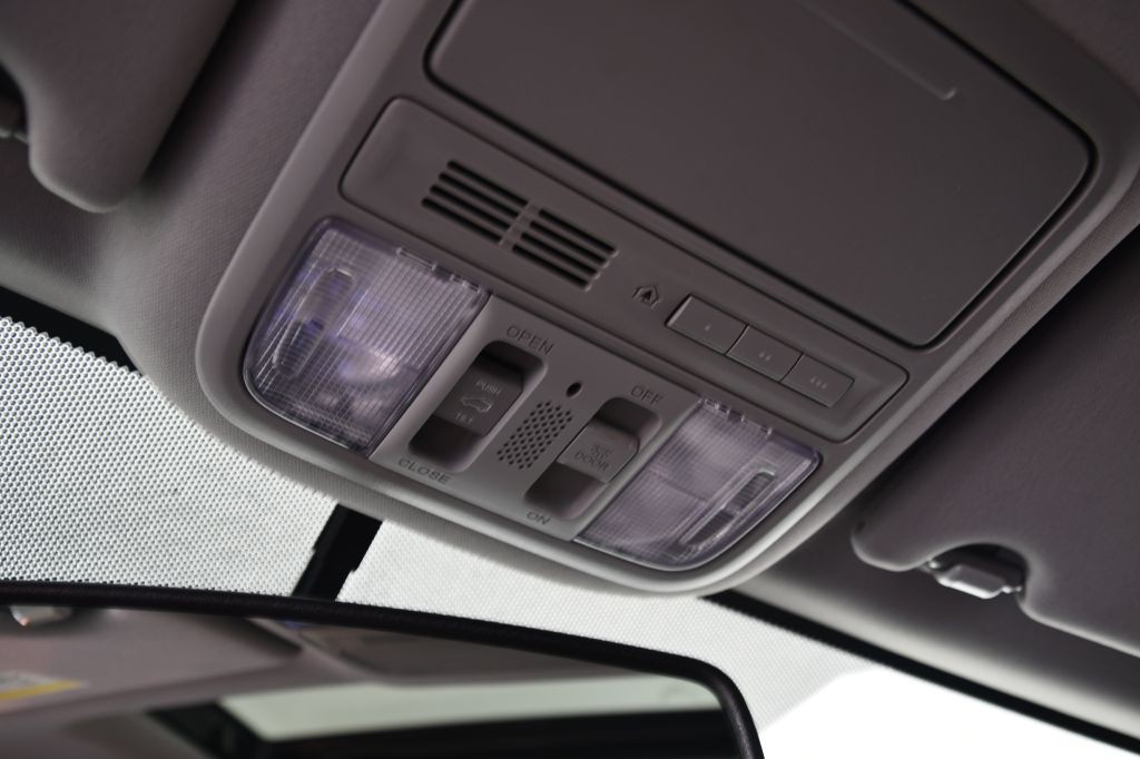 2017 Honda Pilot Image 42