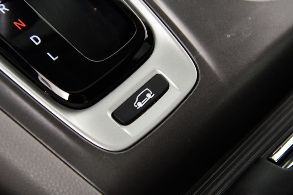 2017 Honda Pilot Image 43