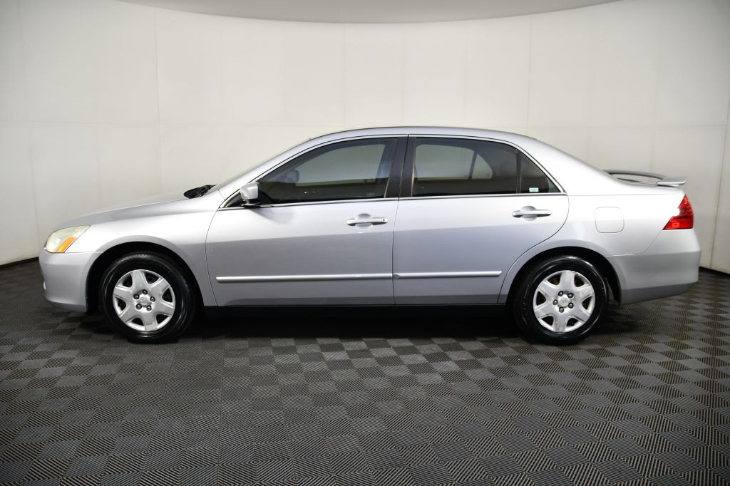 2007 Honda Accord Image 11