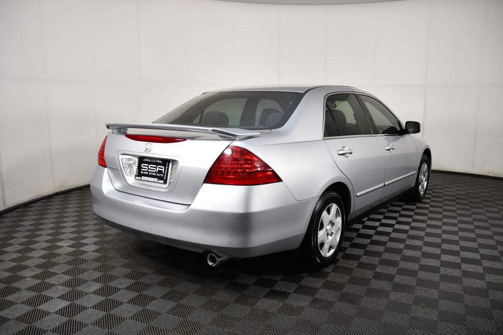2007 Honda Accord Image 13