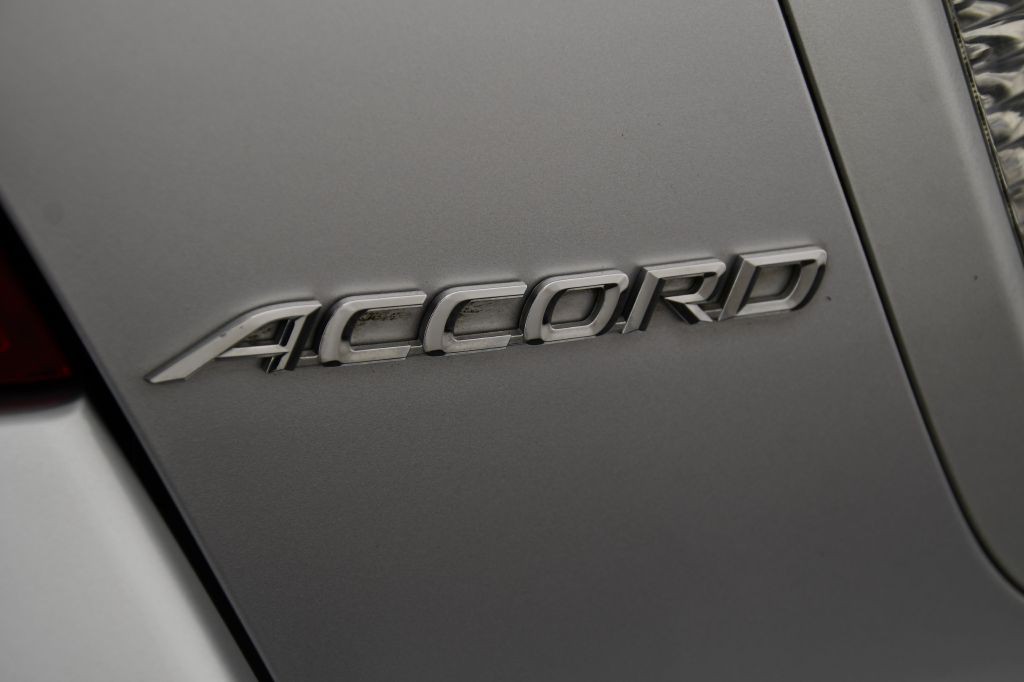 2007 Honda Accord Image 17