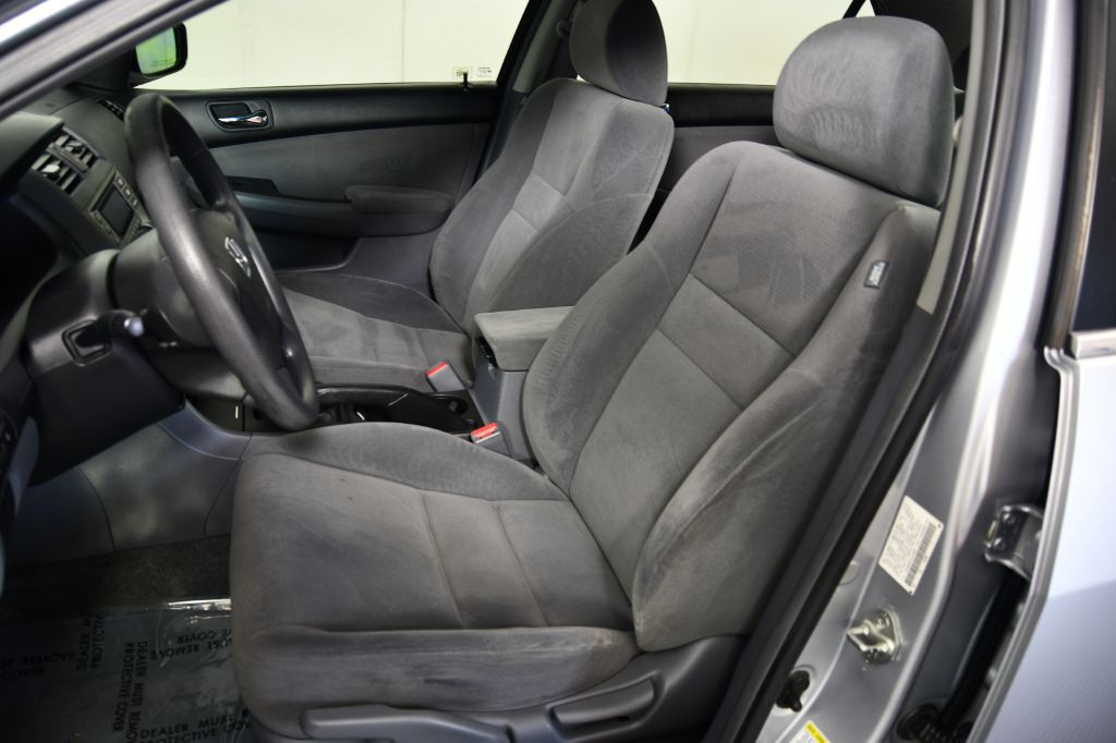 2007 Honda Accord Image 29