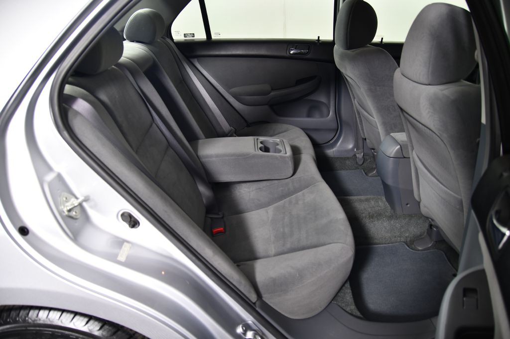 2007 Honda Accord Image 32