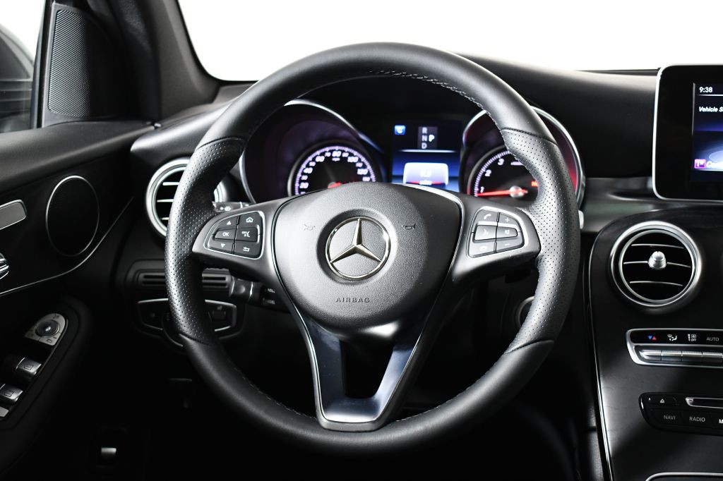 2018 Mercedes-Benz GLC-Class Image 19