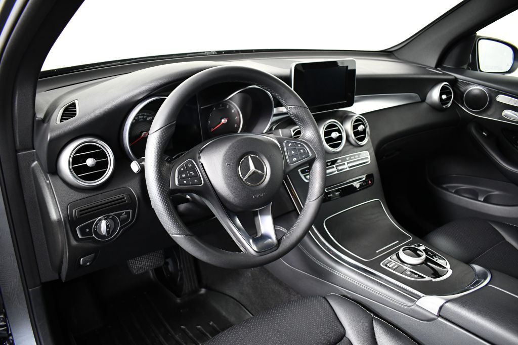 2018 Mercedes-Benz GLC-Class Image 22