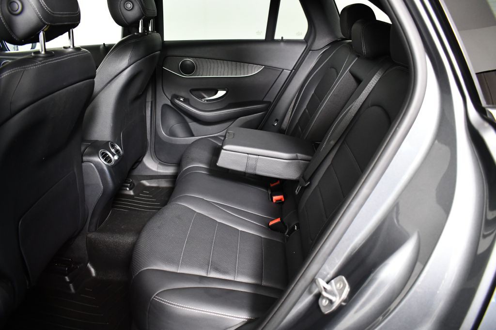 2018 Mercedes-Benz GLC-Class Image 27