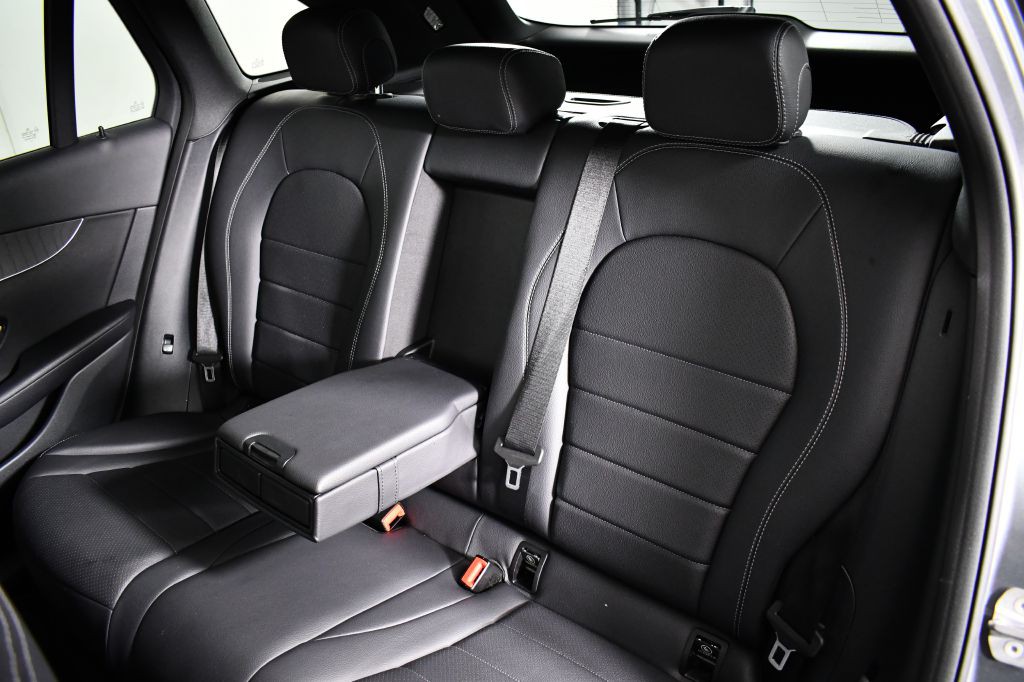 2018 Mercedes-Benz GLC-Class Image 28