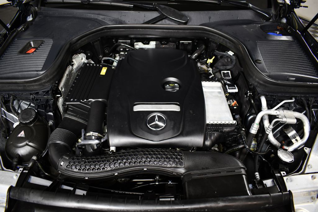 2018 Mercedes-Benz GLC-Class Image 47