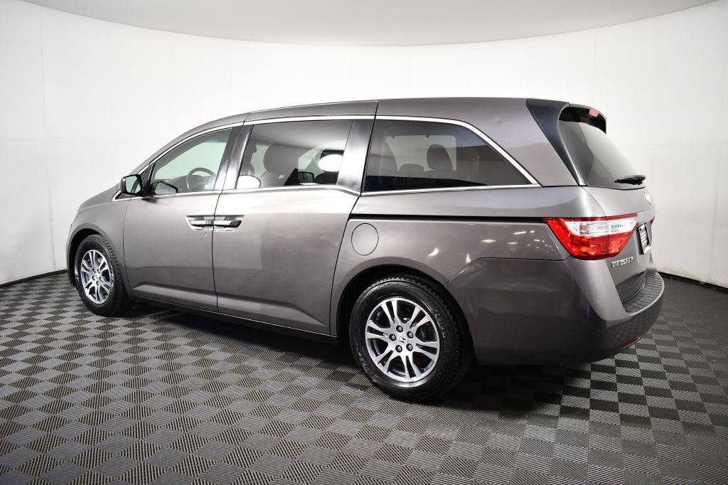 2011 Honda Odyssey Image 11