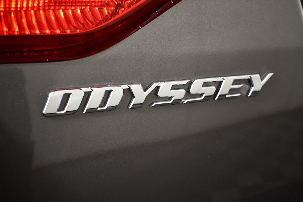 2011 Honda Odyssey Image 13