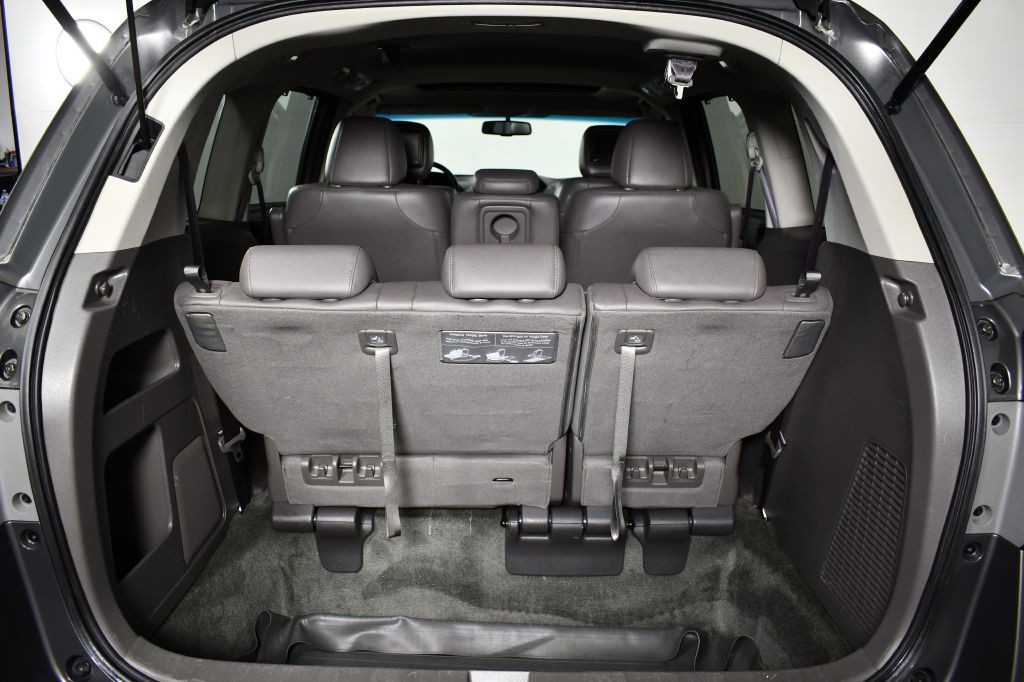 2011 Honda Odyssey Image 14