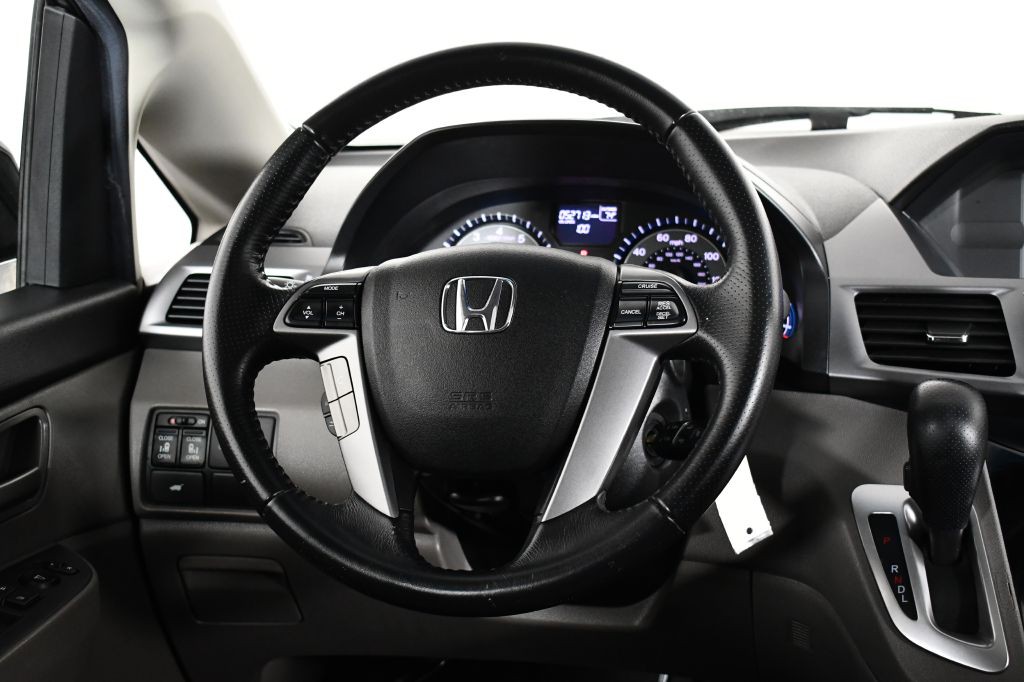 2011 Honda Odyssey Image 18
