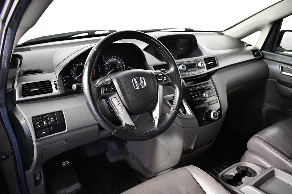 2011 Honda Odyssey Image 21