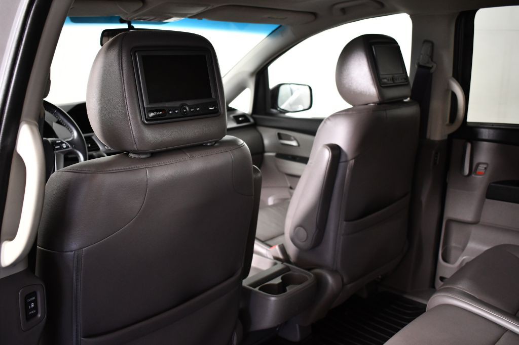 2011 Honda Odyssey Image 24