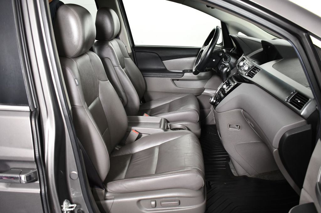 2011 Honda Odyssey Image 26