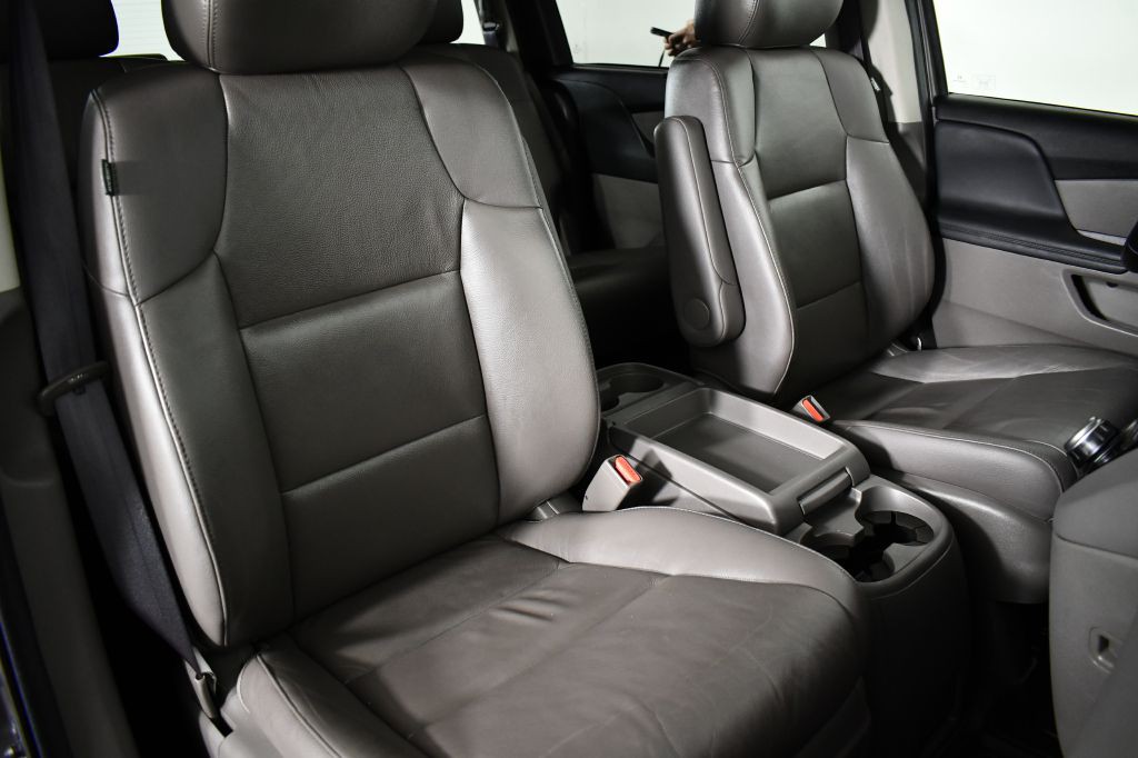 2011 Honda Odyssey Image 27