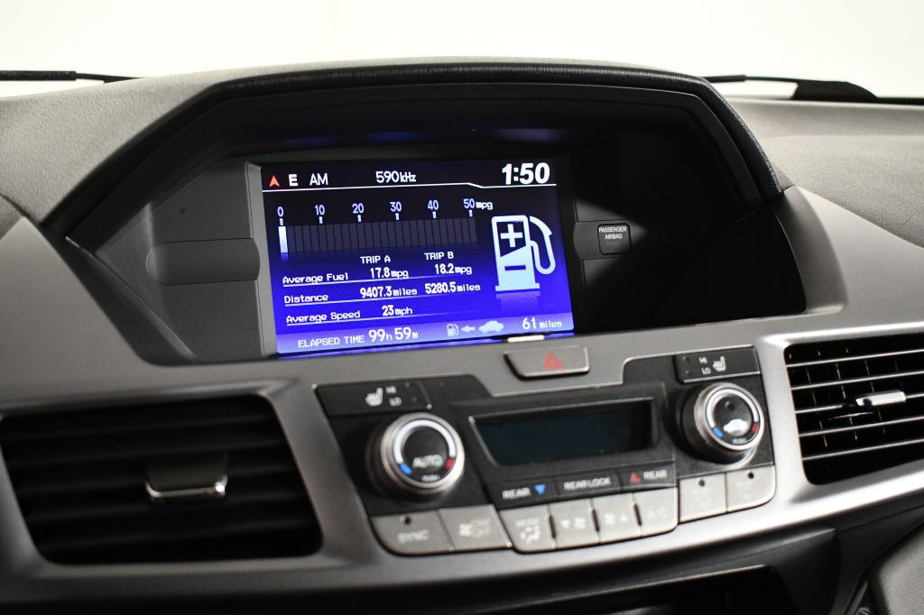 2011 Honda Odyssey Image 36