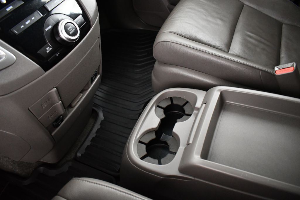 2011 Honda Odyssey Image 41