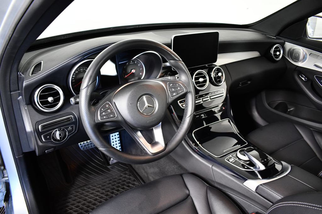 2016 Mercedes-Benz C-Class Image 21