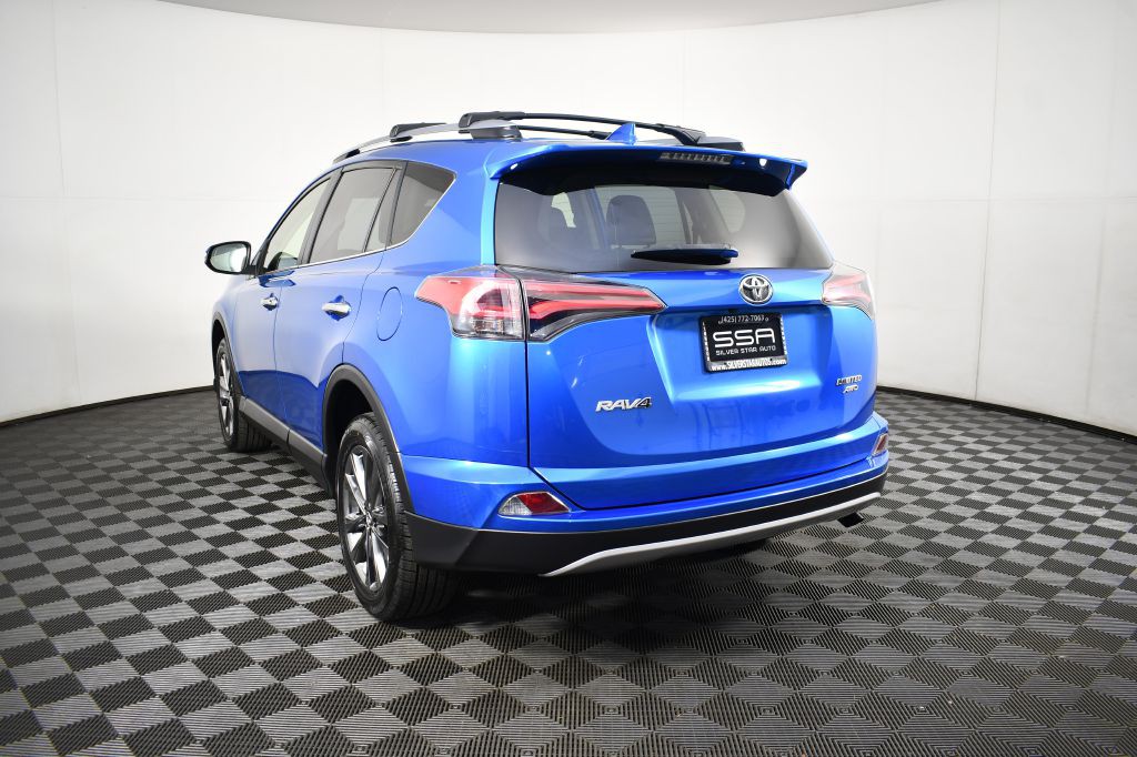 2018 Toyota Rav4 Image 9