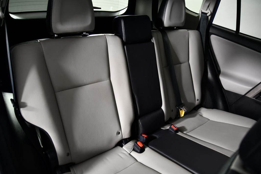2018 Toyota Rav4 Image 23