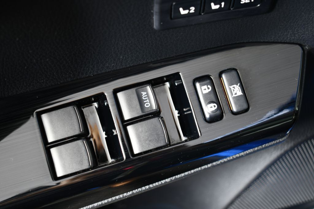 2018 Toyota Rav4 Image 41
