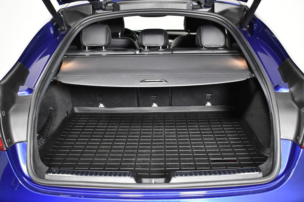 2018 Mercedes-Benz GLC-Class Image 12
