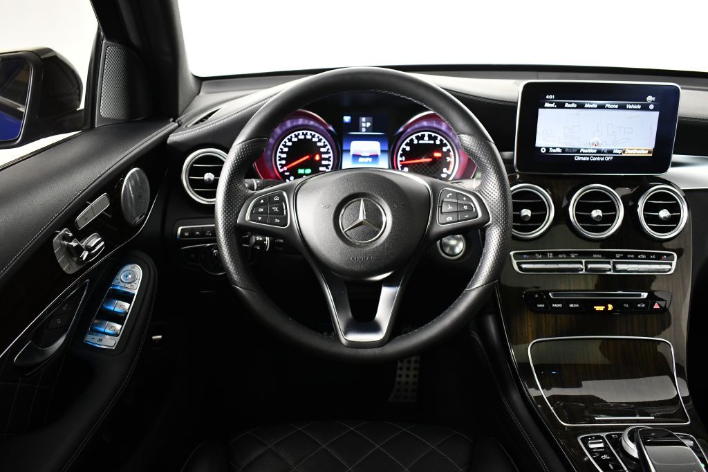 2018 Mercedes-Benz GLC-Class Image 19