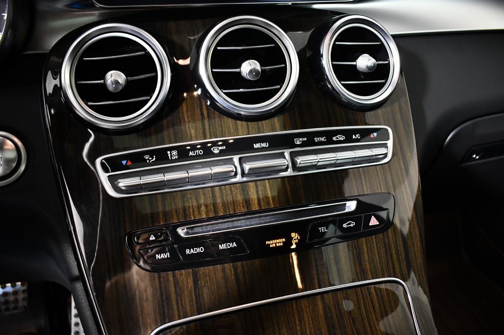 2018 Mercedes-Benz GLC-Class Image 39