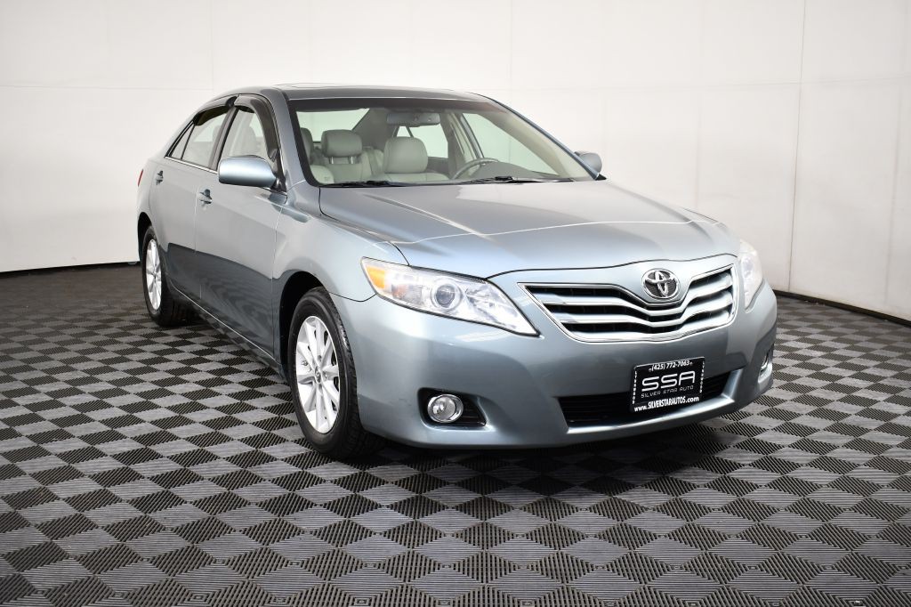 2011 Toyota Camry Image 3