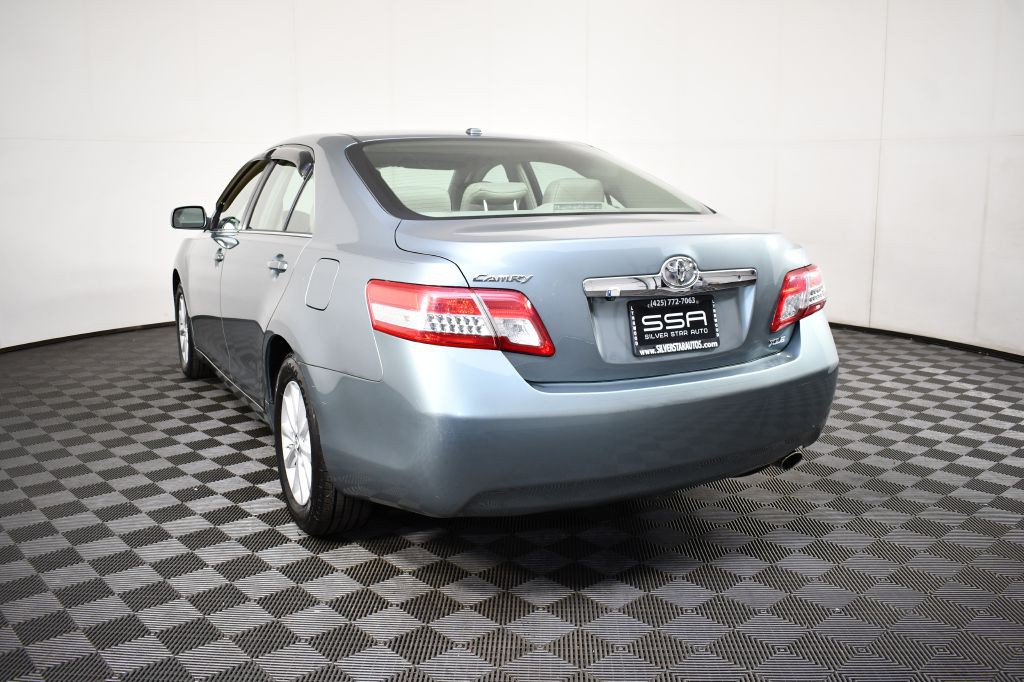 2011 Toyota Camry Image 9