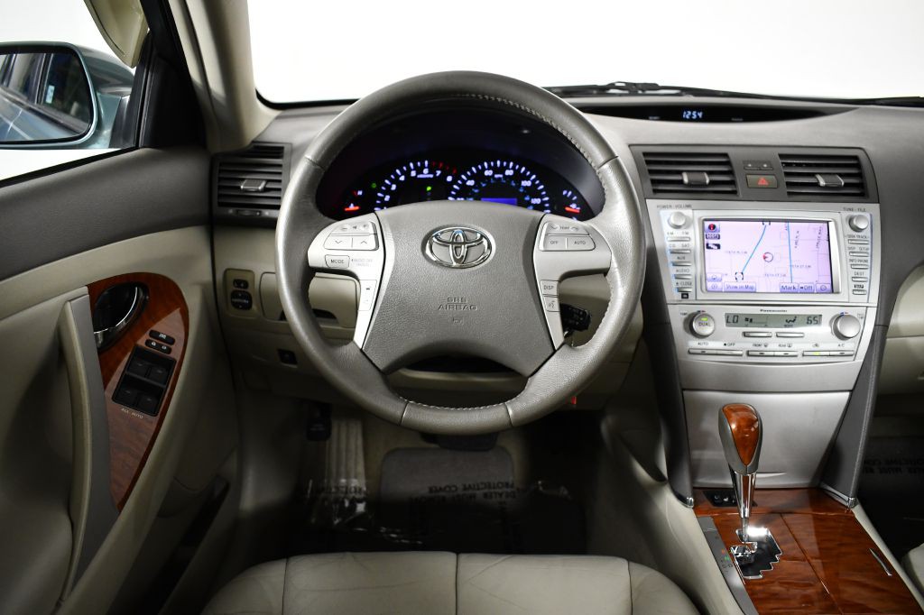 2011 Toyota Camry Image 26