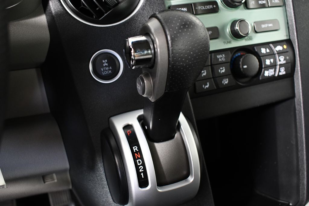 2011 Honda Pilot Image 32