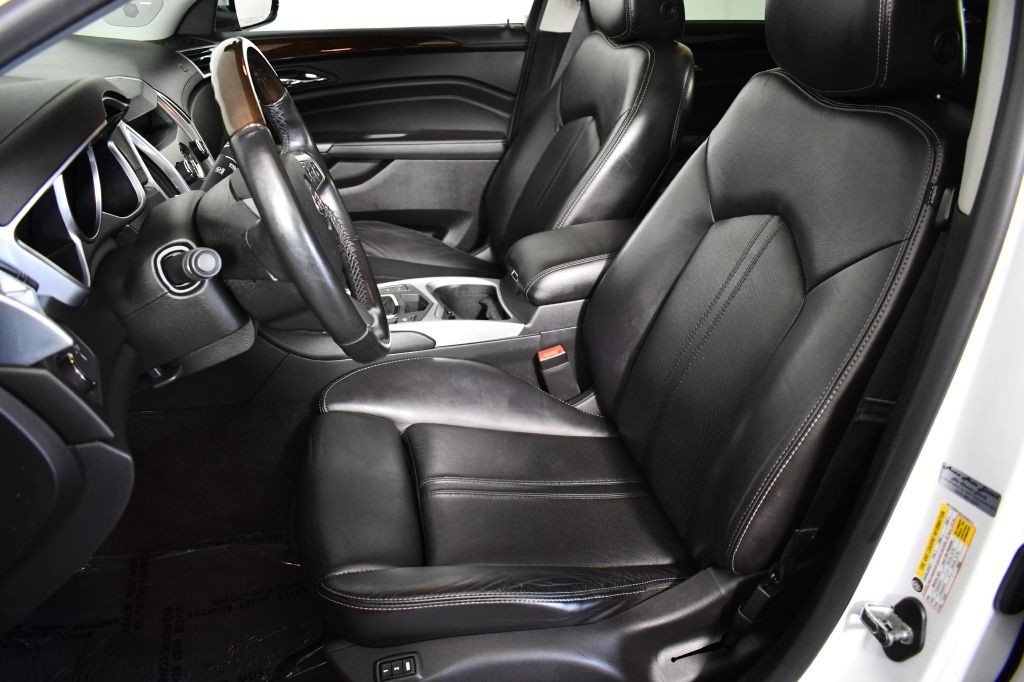 2012 Cadillac SRX Image 20
