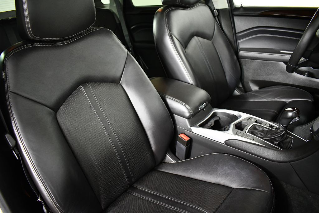 2012 Cadillac SRX Image 23