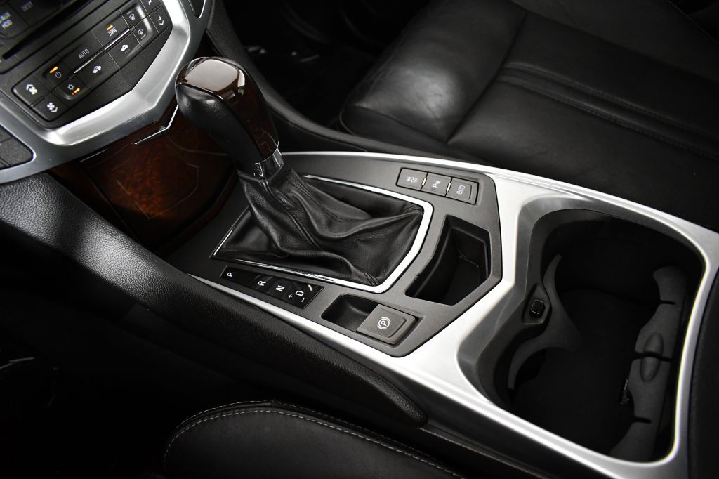 2012 Cadillac SRX Image 40