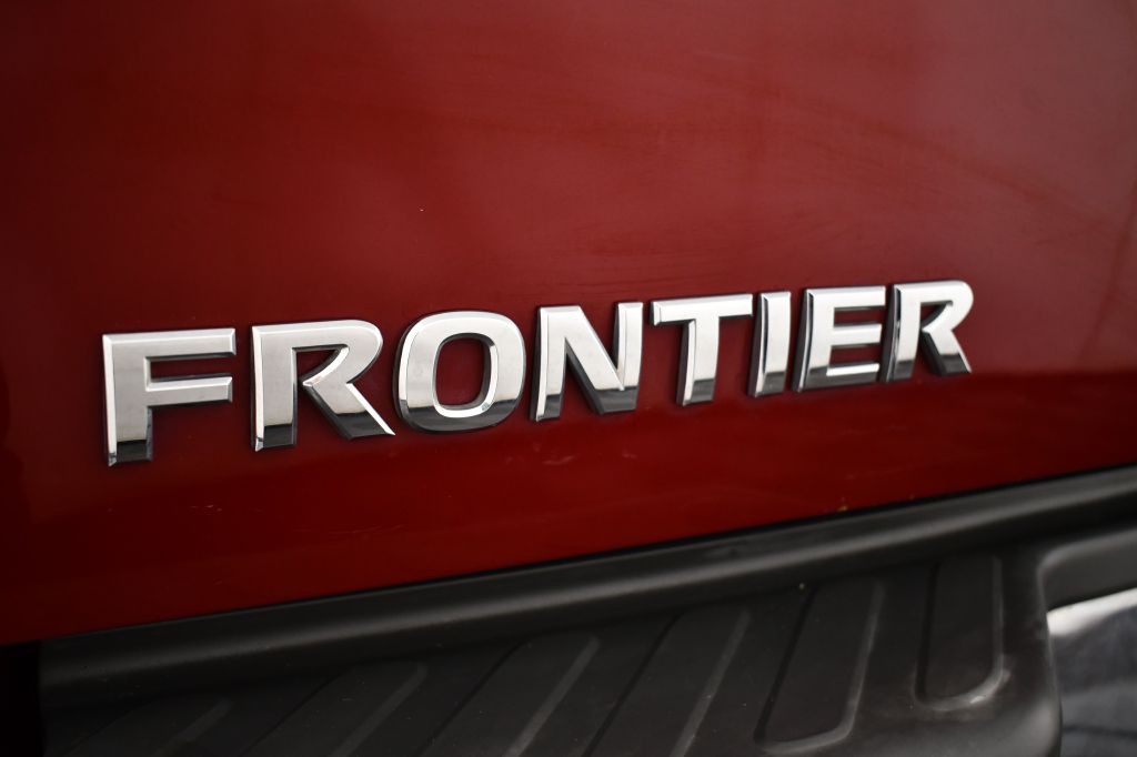 2007 Nissan Frontier Image 14
