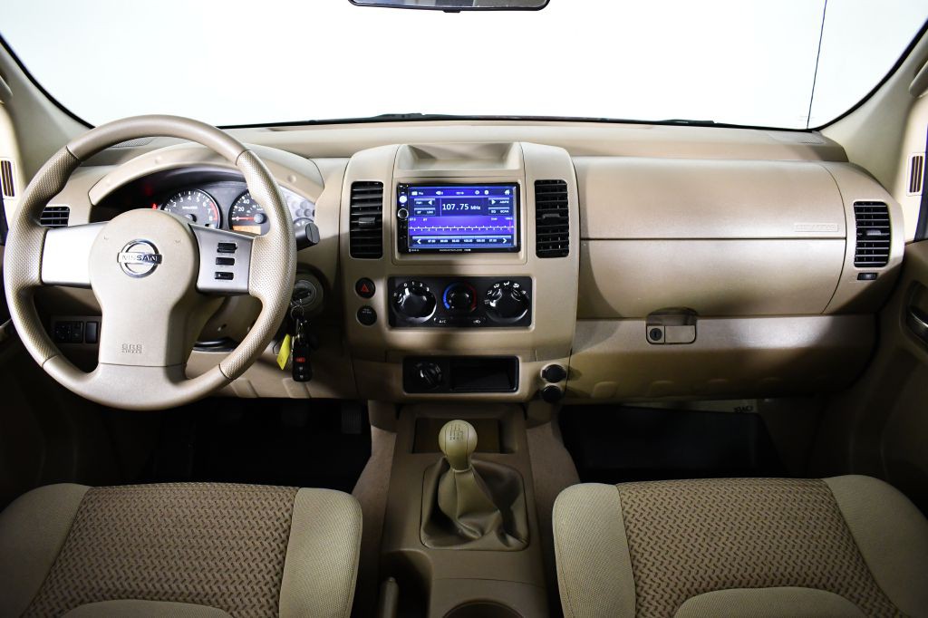 2007 Nissan Frontier Image 15