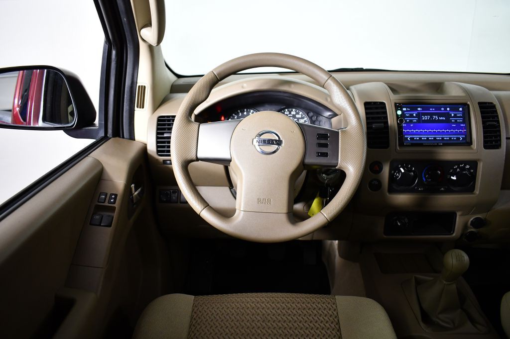 2007 Nissan Frontier Image 16