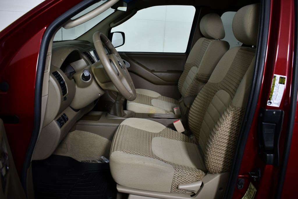 2007 Nissan Frontier Image 17