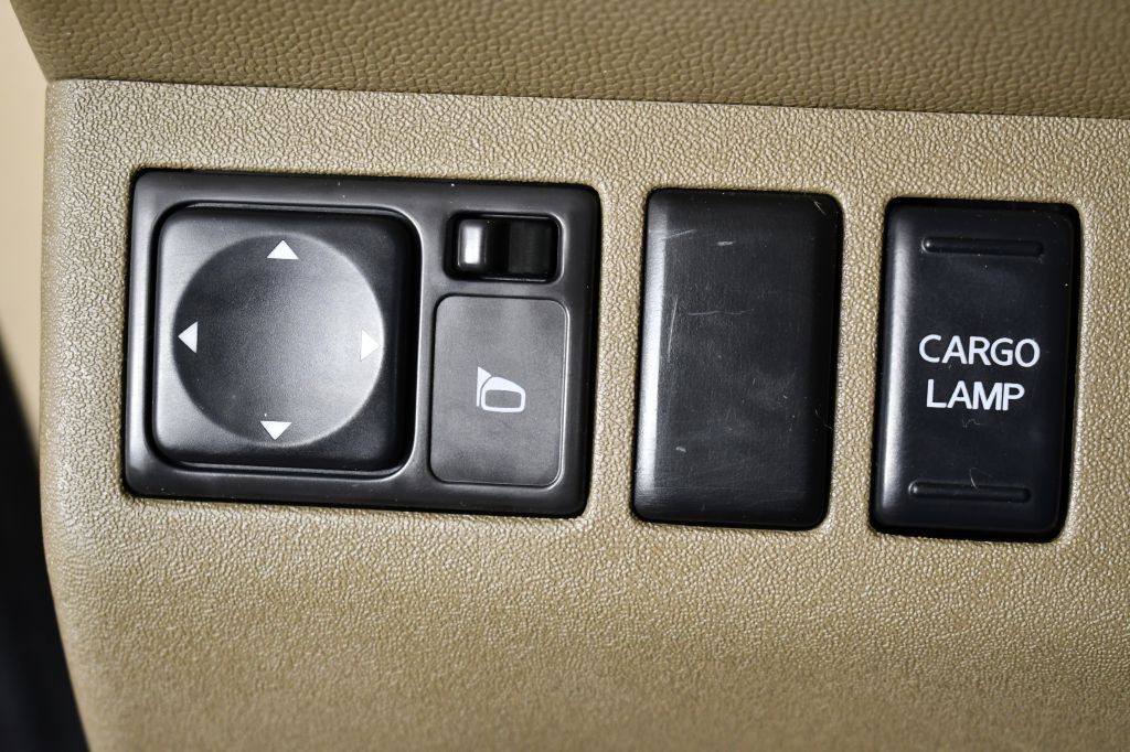 2007 Nissan Frontier Image 36