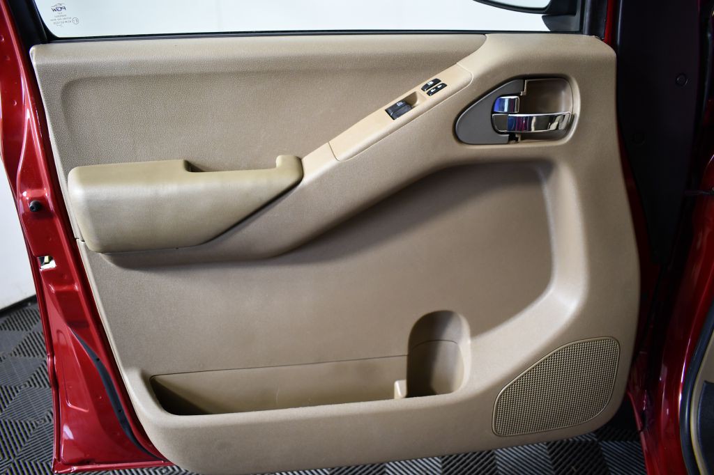 2007 Nissan Frontier Image 42