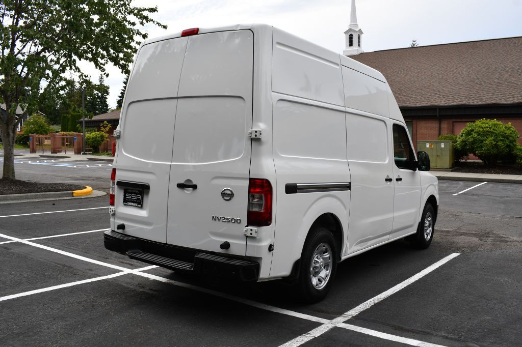 2019 Nissan NV Image 7