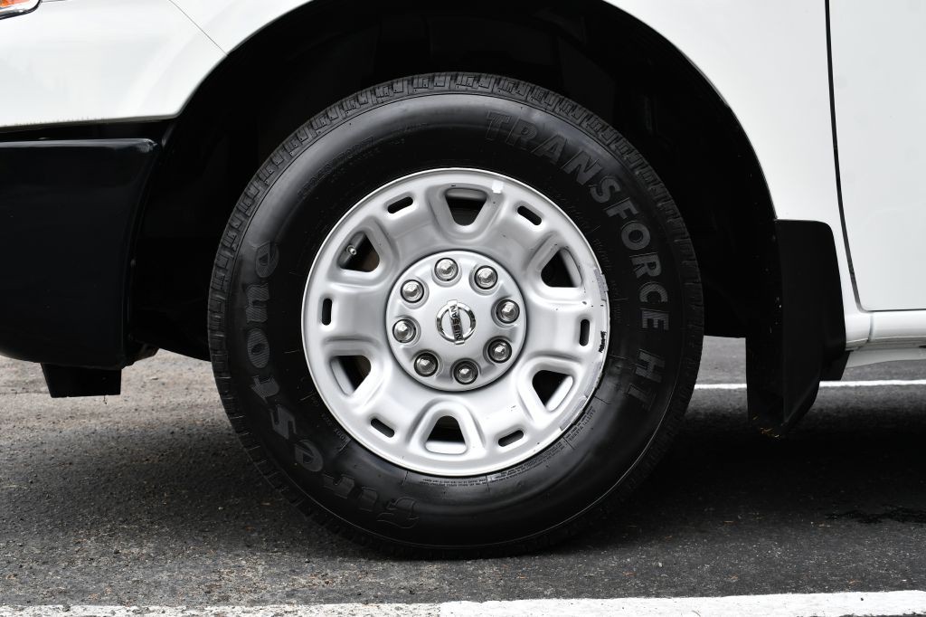 2019 Nissan NV Image 14